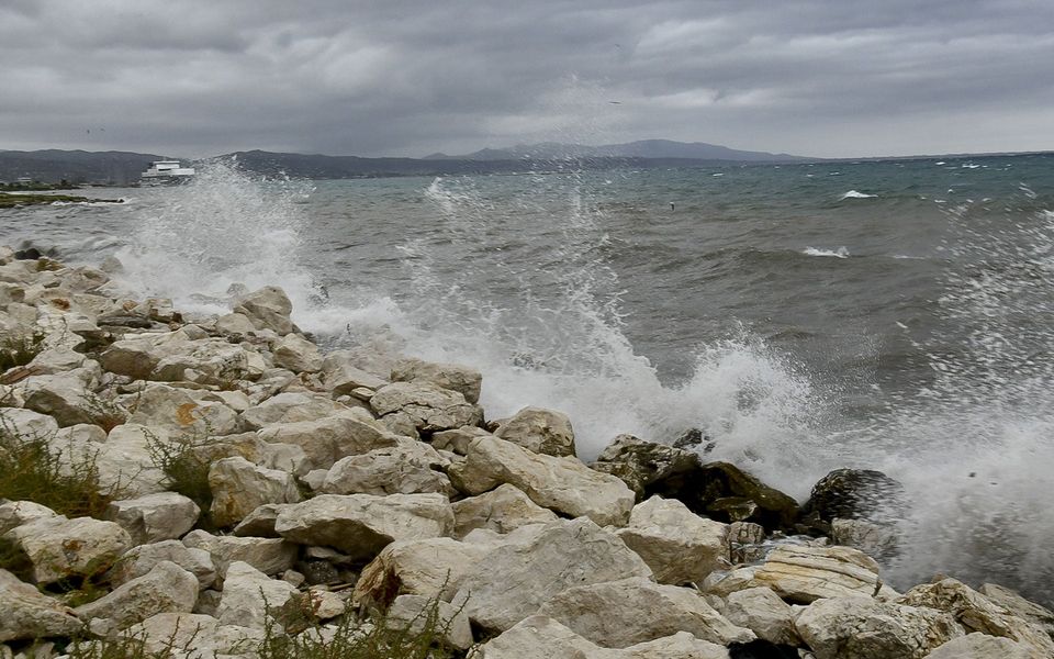 Western Greece braces for heavy rain and storms
